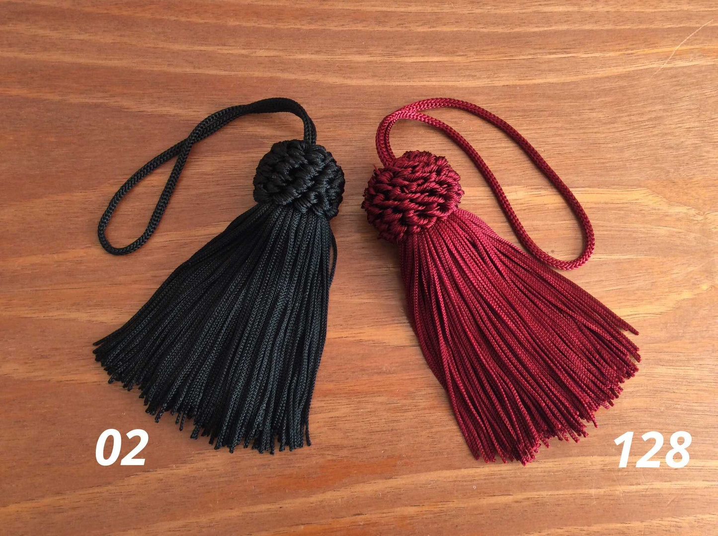 Black or Bordeaux Key Tassel 11cm - Made in Florence