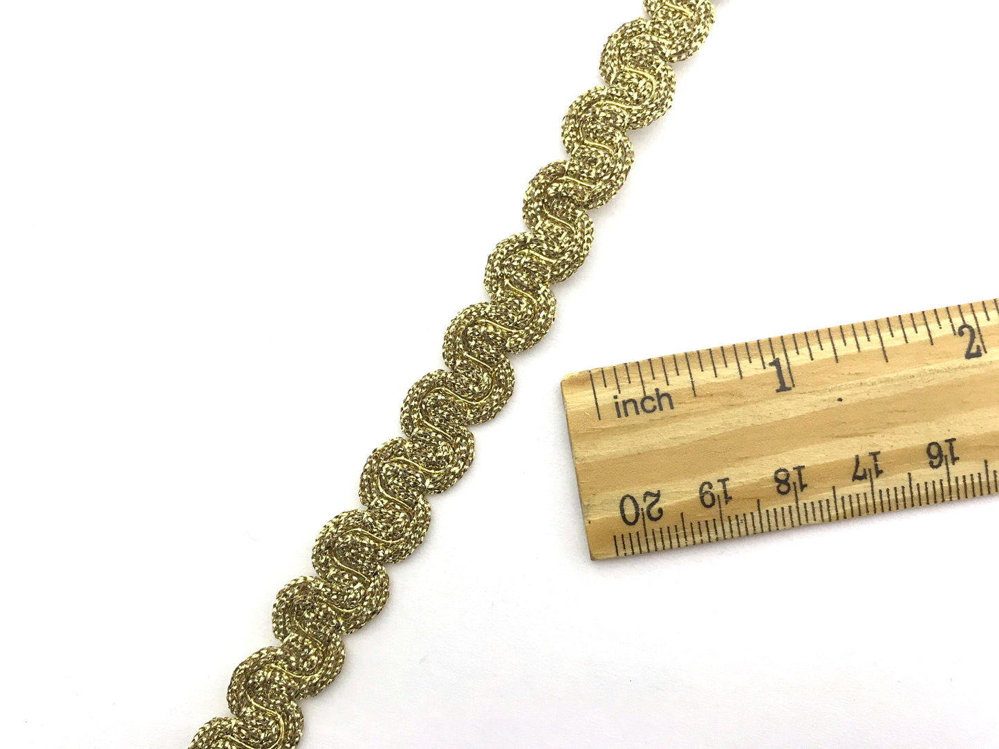 1 meter gold or silver sew-on trim 13mm. Fashion decoration for bags, shoes, belts, trousers, and sweaters.