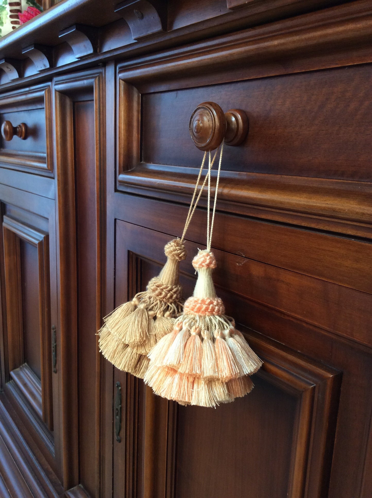 Nappa Ballerina Large 15cm Tassel with Bow for Curtains and Furniture - 2 Colors Florence